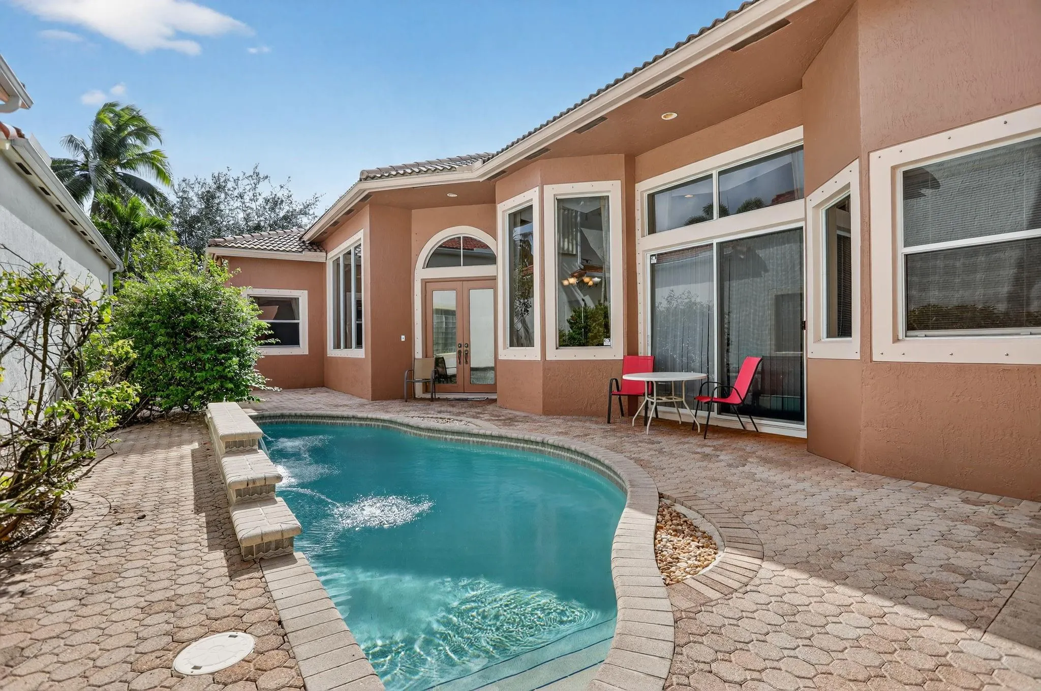 5859 NW 125th Ter