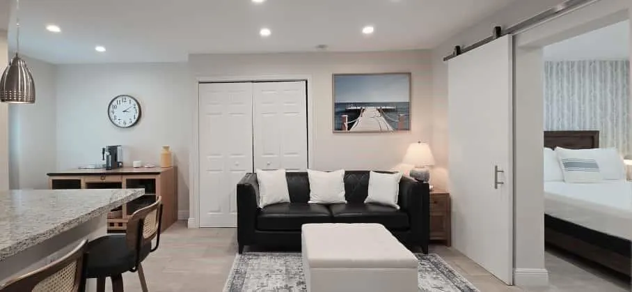 1215 NE 13th Ave