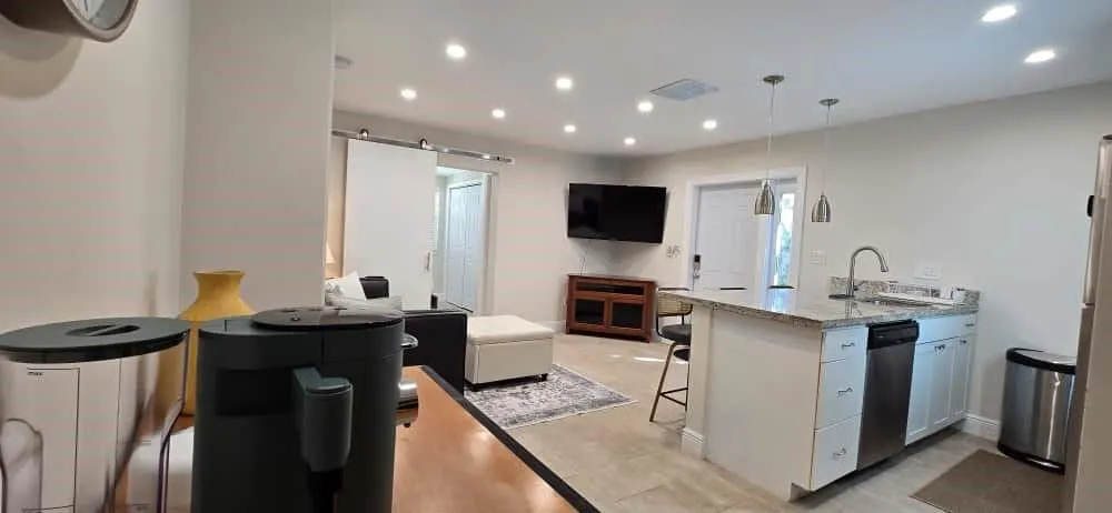 1215 NE 13th Ave
