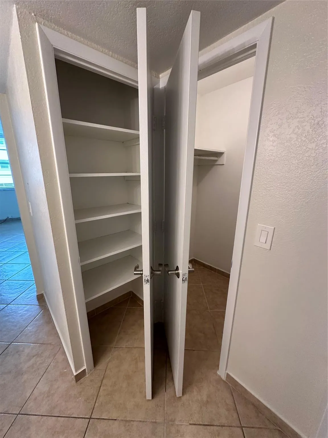1900 S Ocean Blvd, #7J