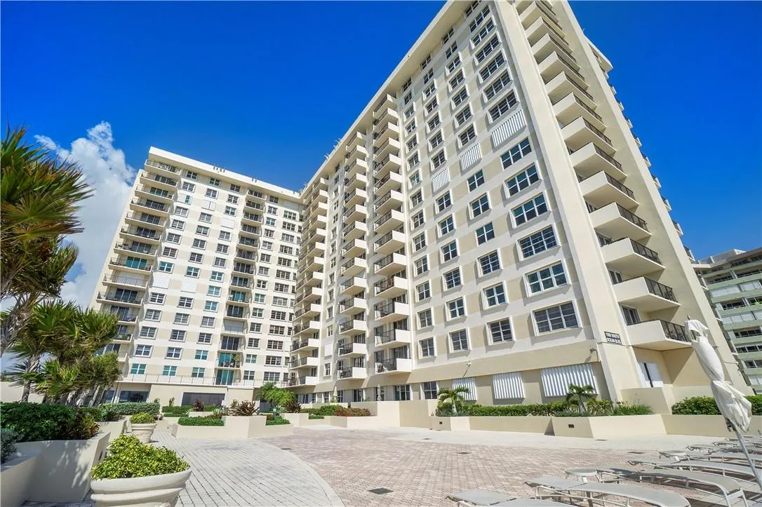 1900 S Ocean Blvd, #7J