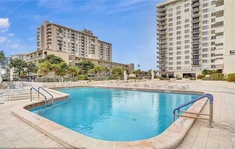 1900 S Ocean Blvd, #7J