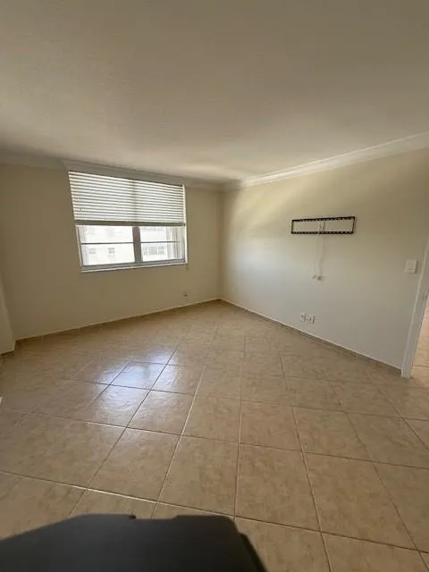 1900 S Ocean Blvd, #7J