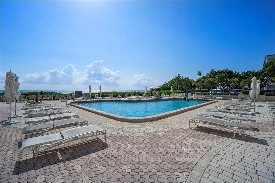 1900 S Ocean Blvd, #7J