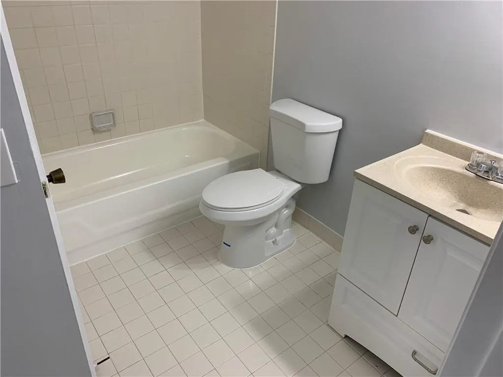 755 NW 92nd Ave
