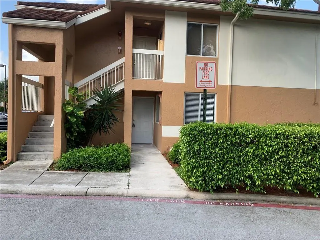 755 NW 92nd Ave