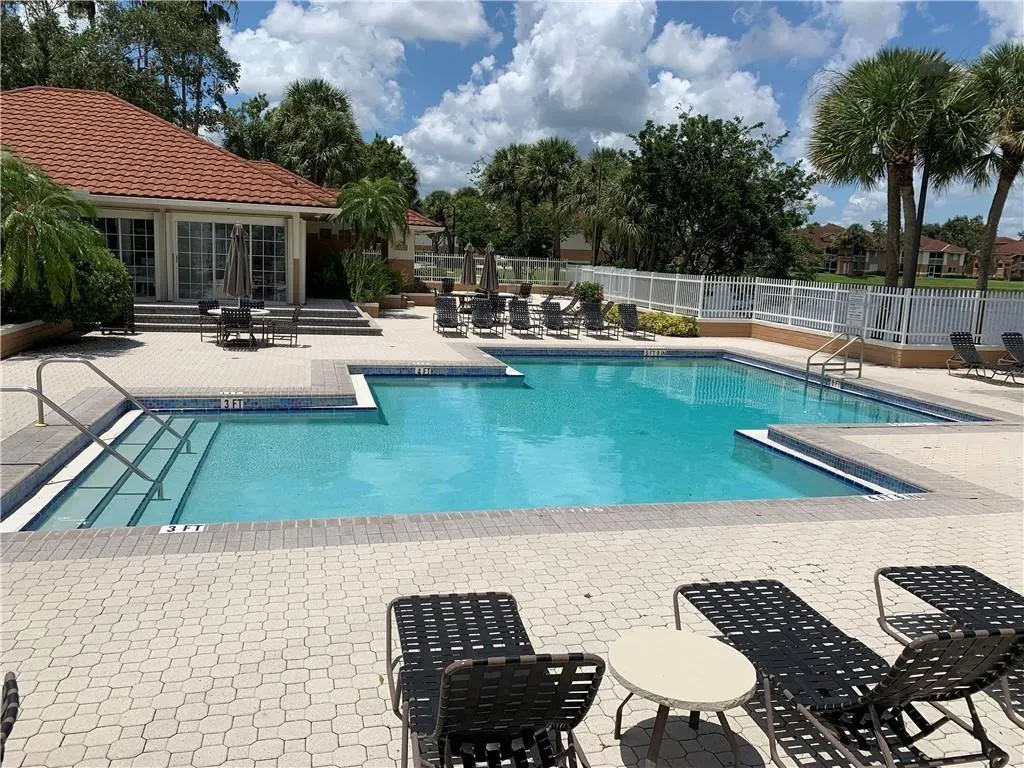 755 NW 92nd Ave