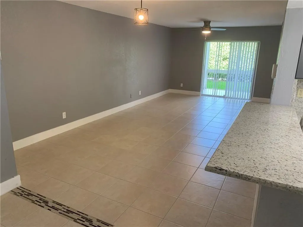 755 NW 92nd Ave