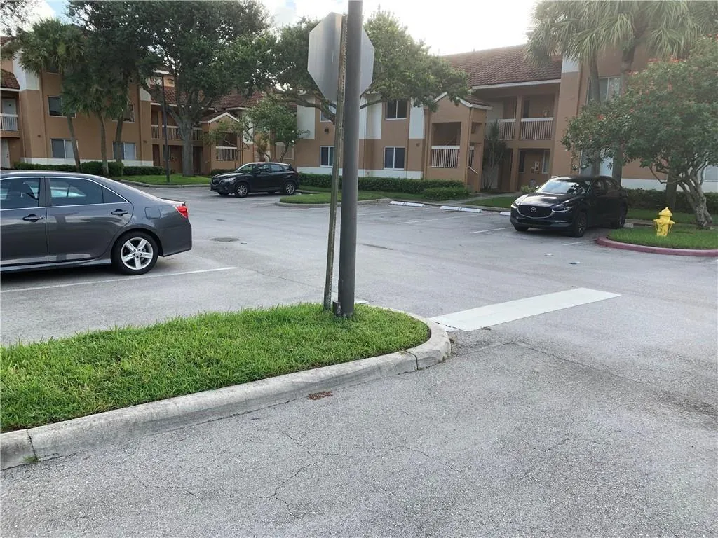 755 NW 92nd Ave
