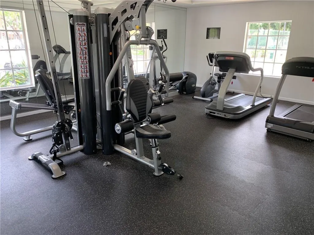 755 NW 92nd Ave