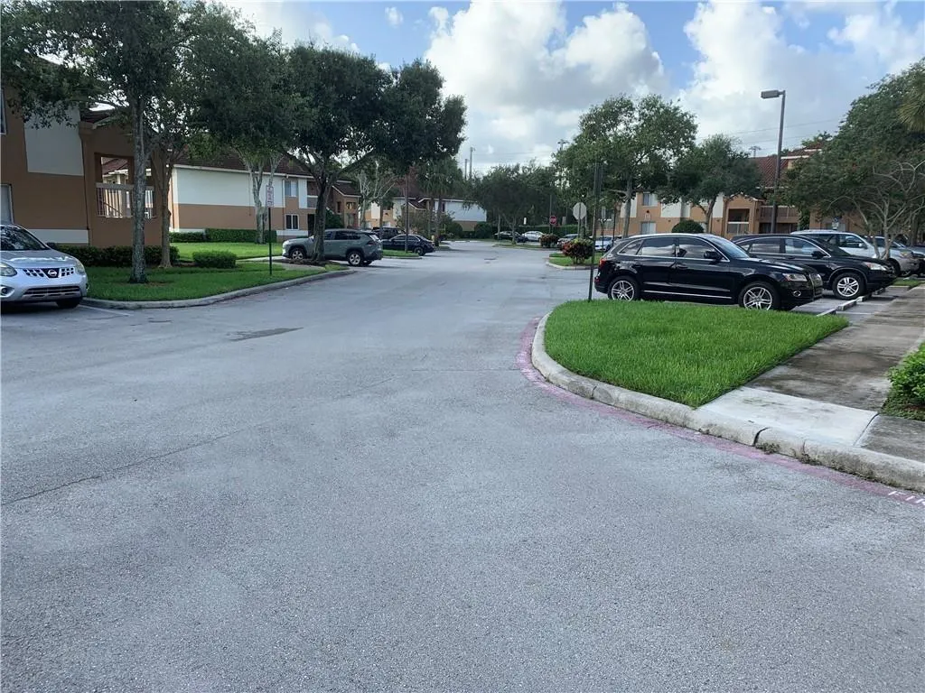 755 NW 92nd Ave