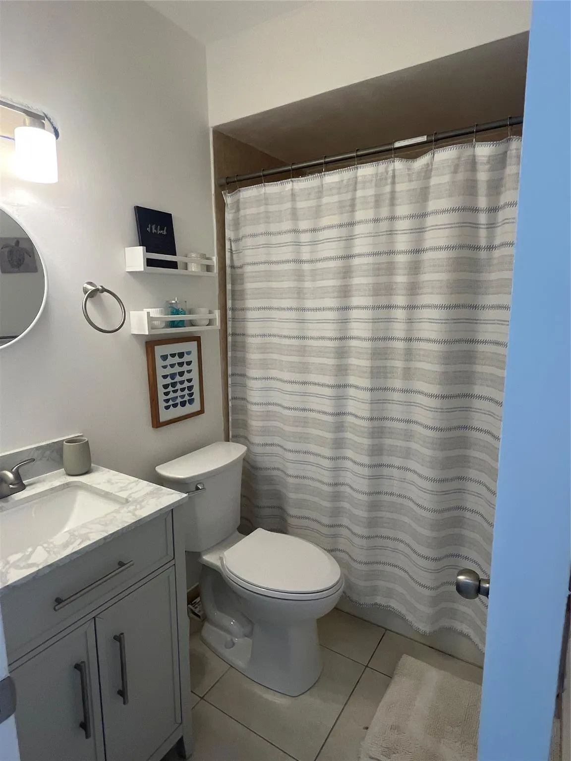 2100 Diana Dr, #206