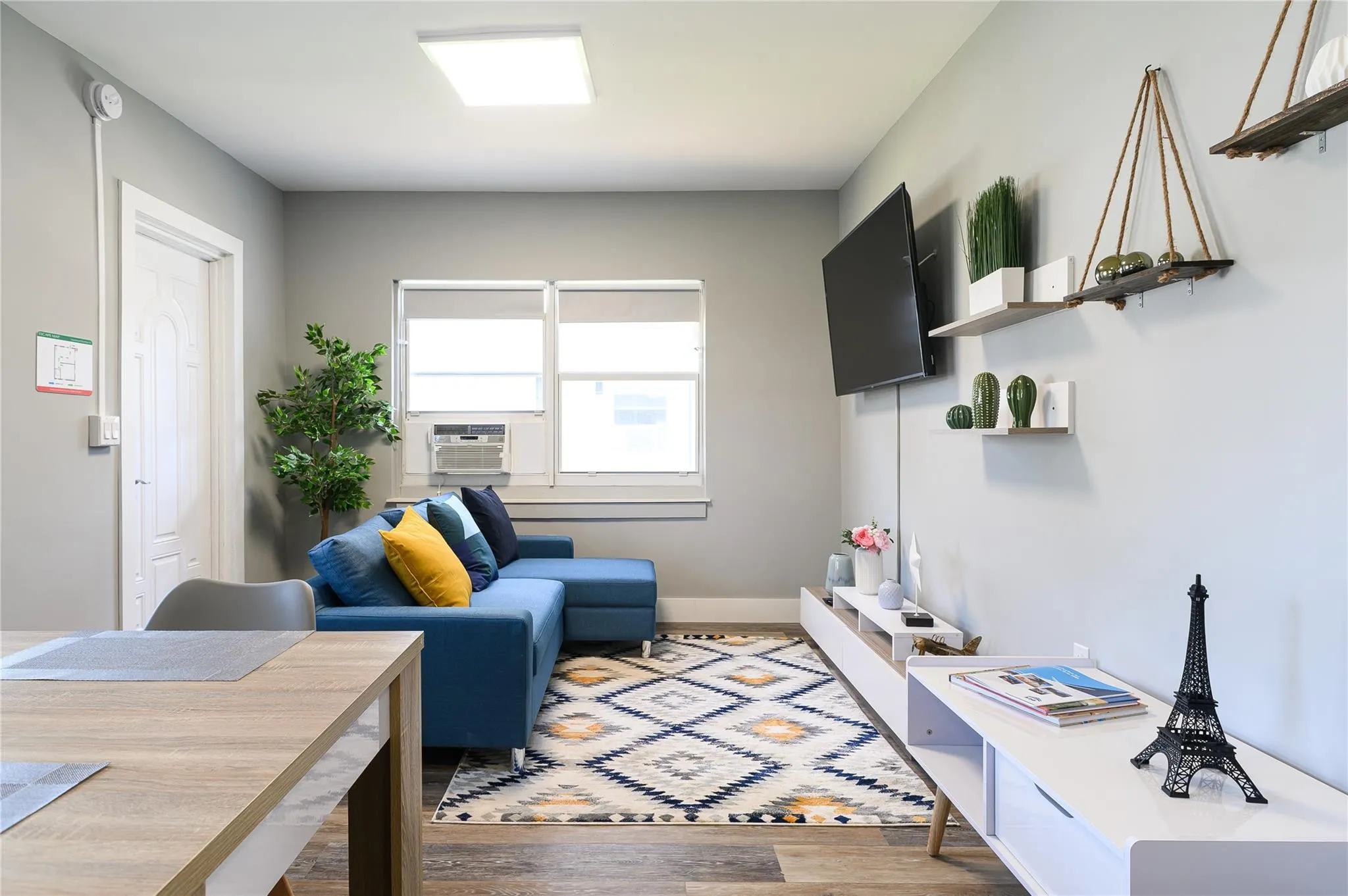 1020 N Victoria Park Rd, #26