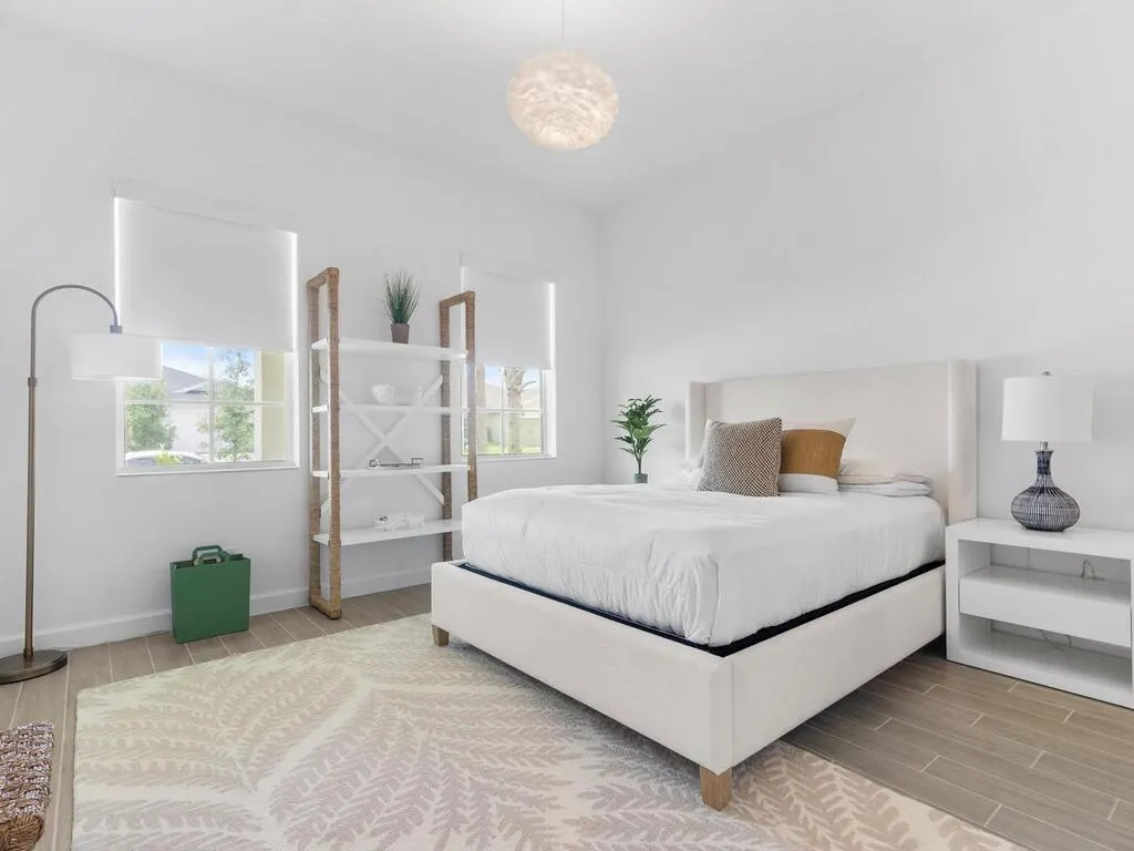 987 Castaway Ct