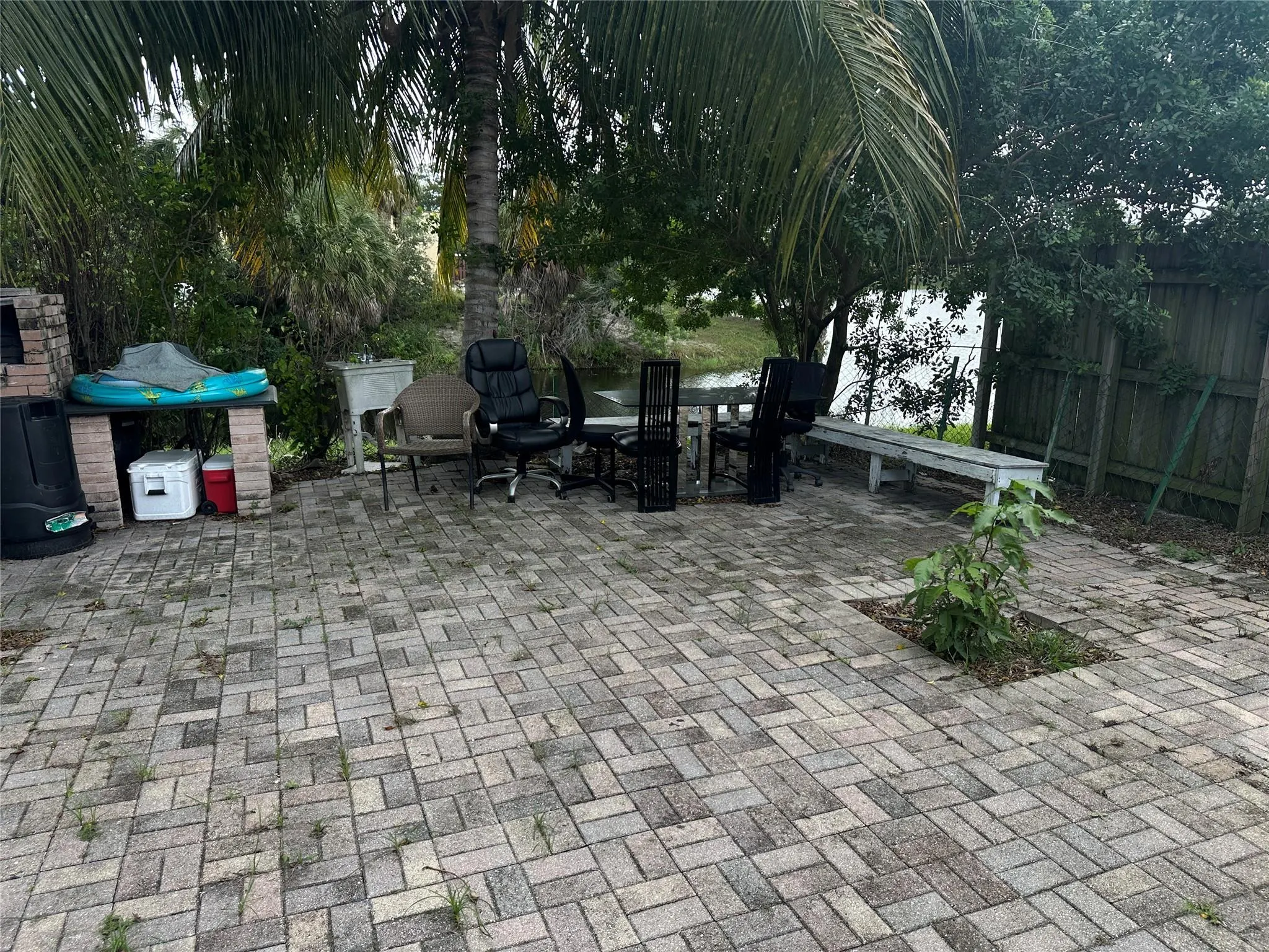 302 NW 47th St