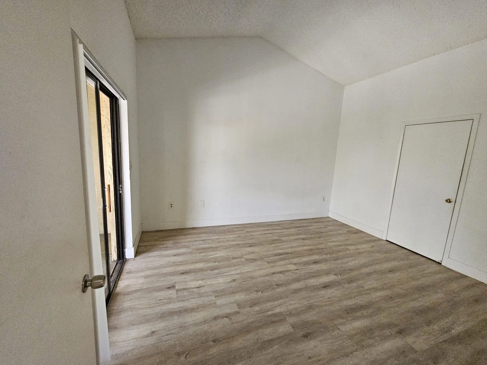 2445 SW 18th Ter, #210