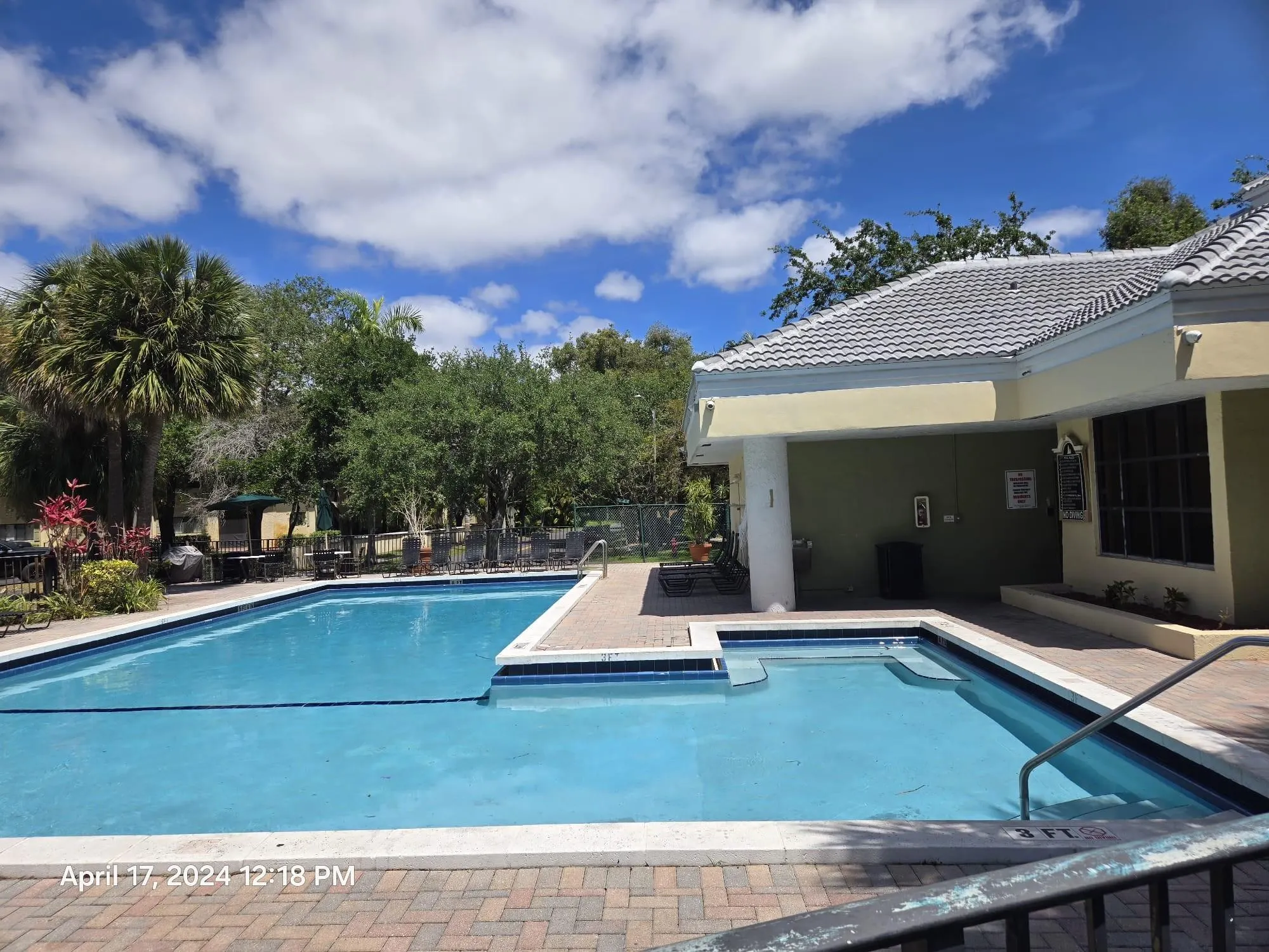 2445 SW 18th Ter, #210