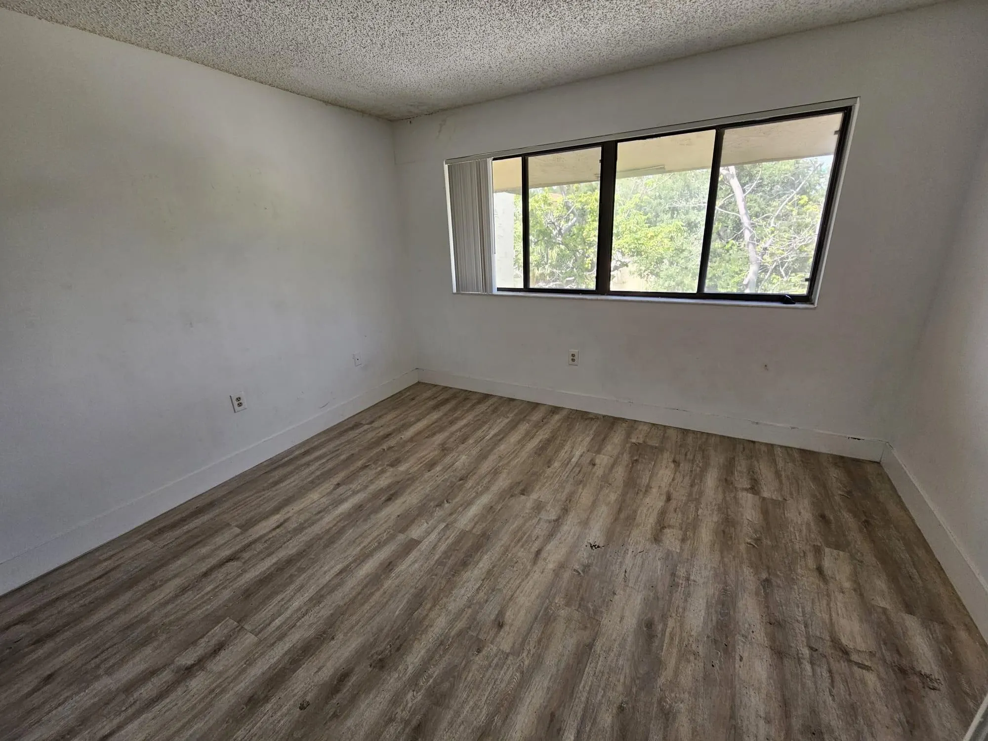 2445 SW 18th Ter, #210