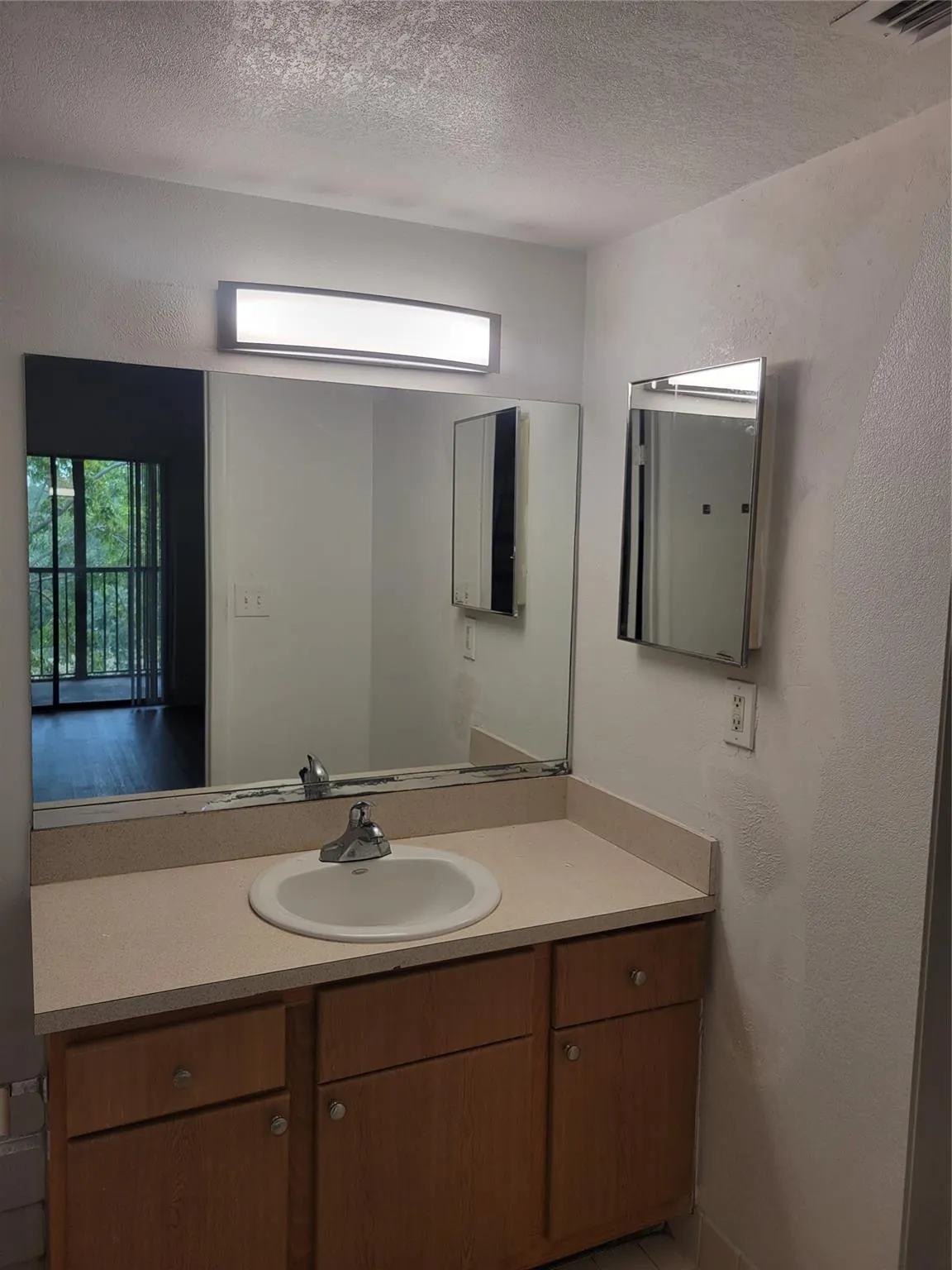 2445 SW 18th Ter, #210
