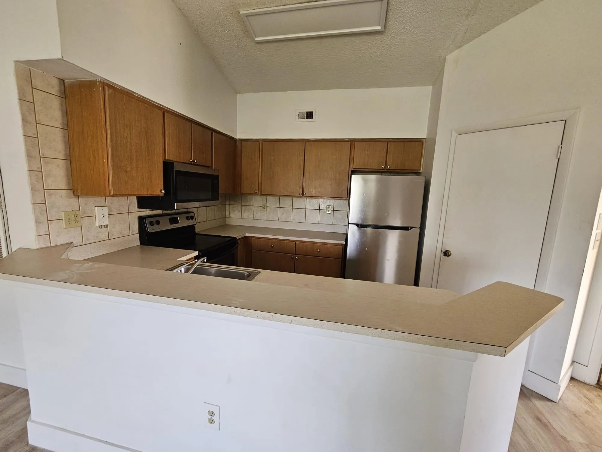 2445 SW 18th Ter, #210