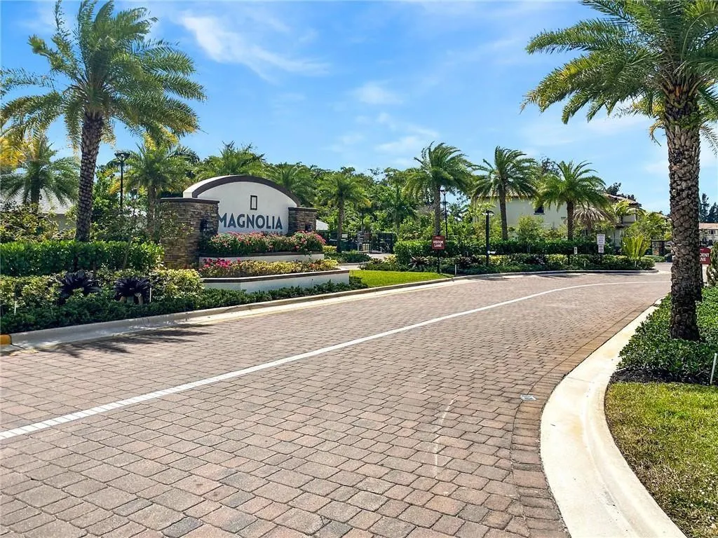 5011 Lily Way