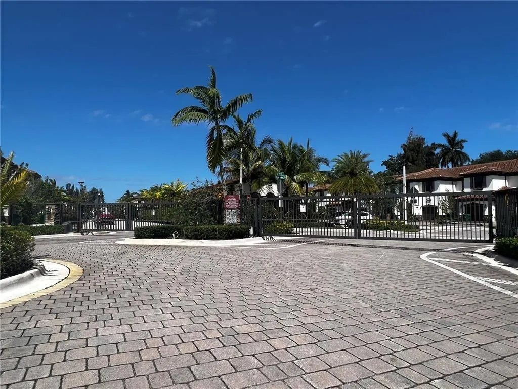 5011 Lily Way