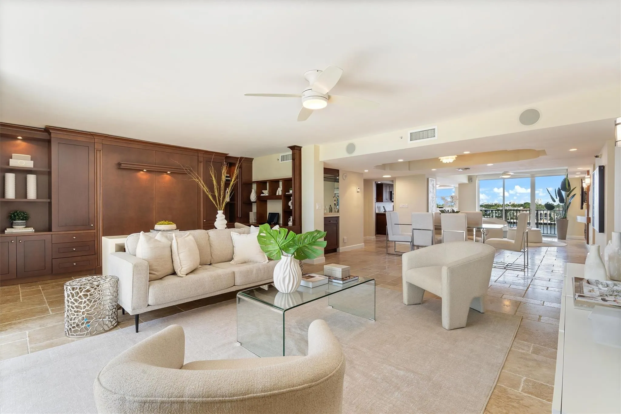 77 S Birch Rd, #5D