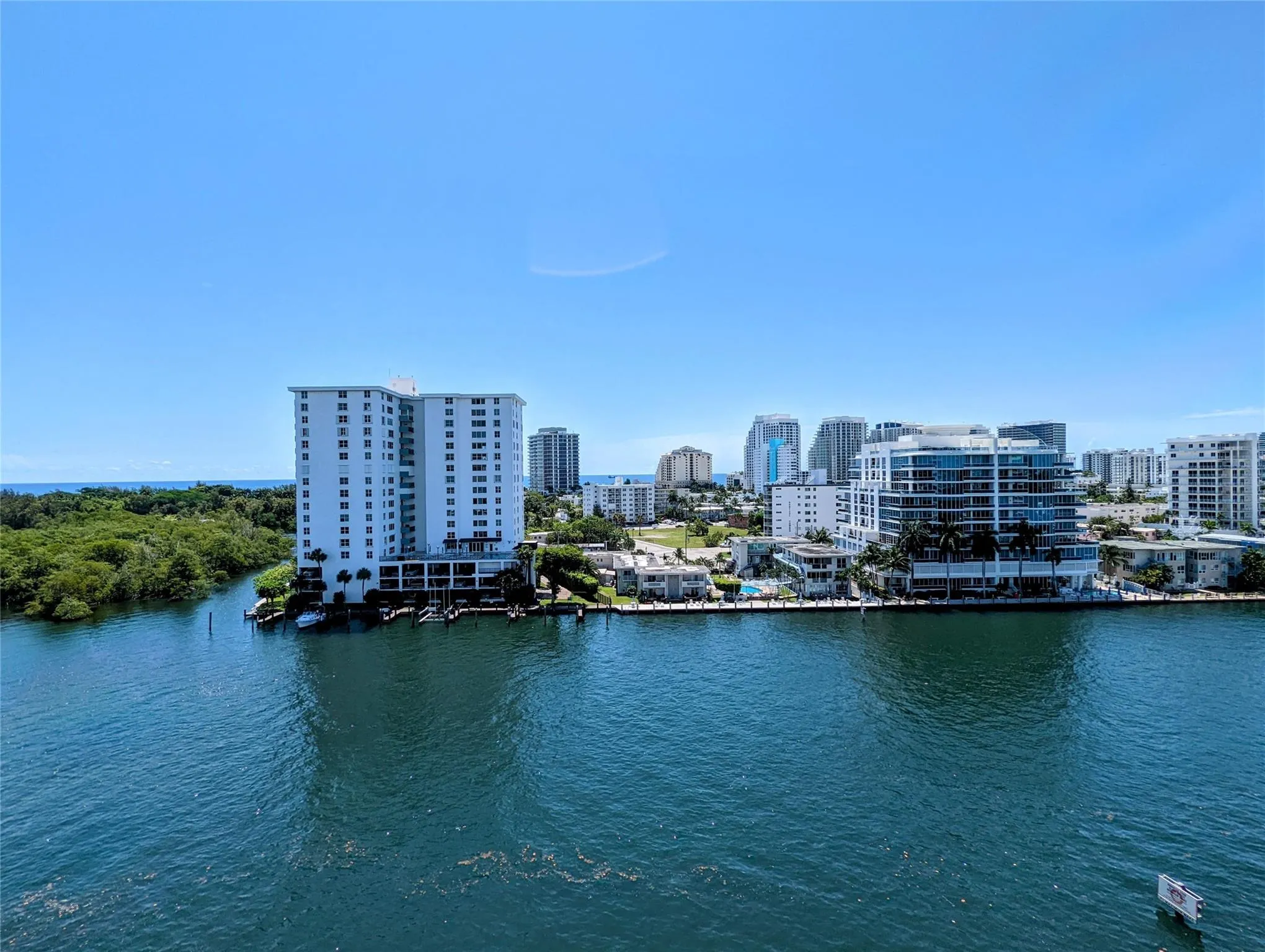 888 Intracoastal Dr, #10A