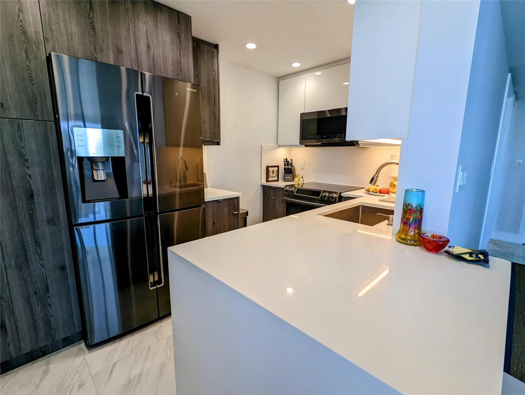 888 Intracoastal Dr, #10A
