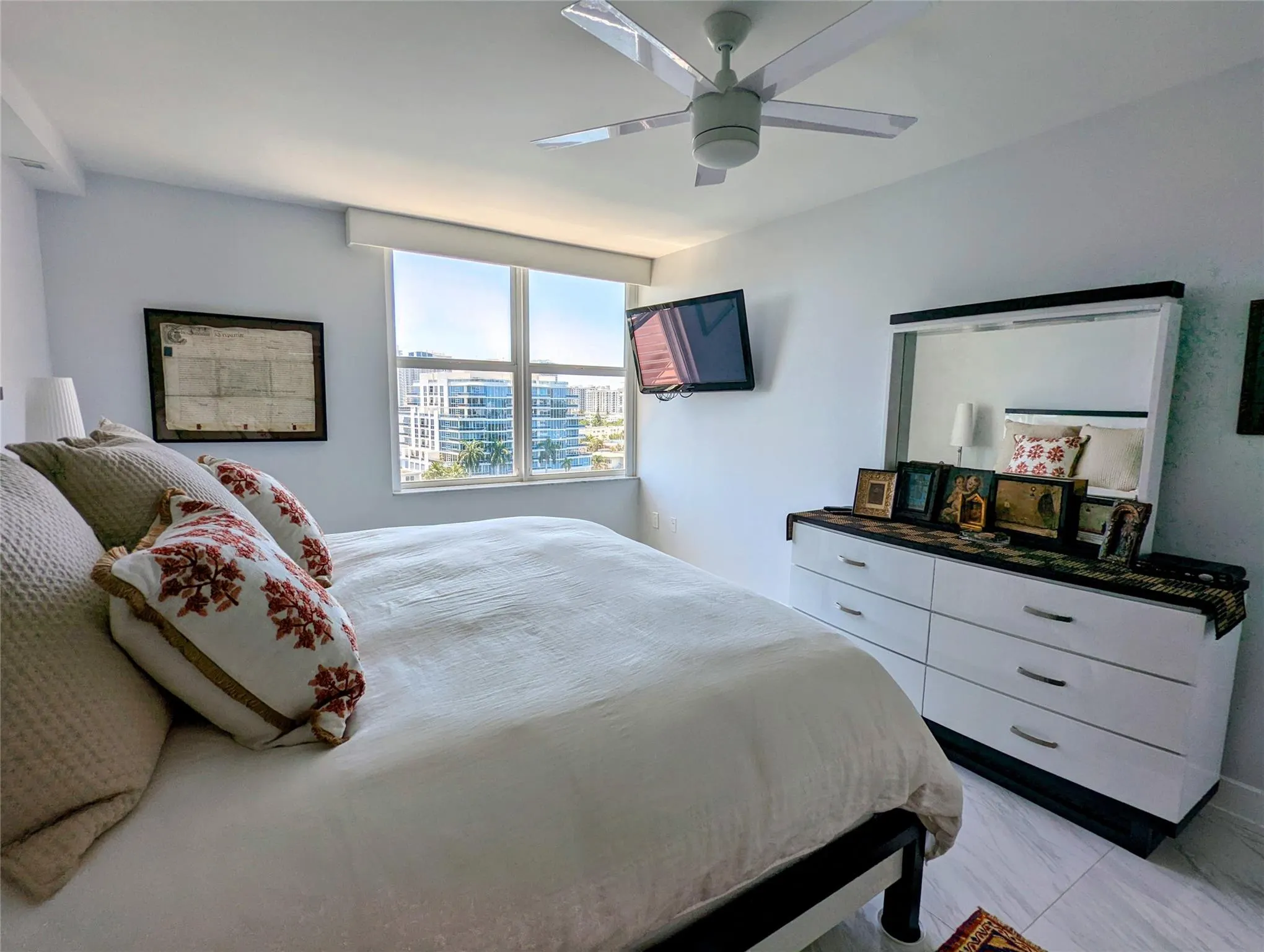 888 Intracoastal Dr, #10A