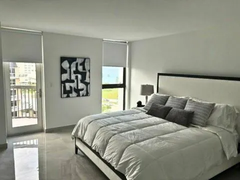1361 S Ocean Blvd, #PHA7
