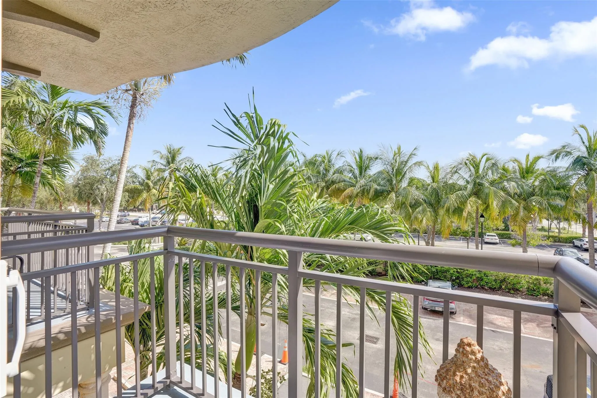 2601 NE 14th Ave, #104