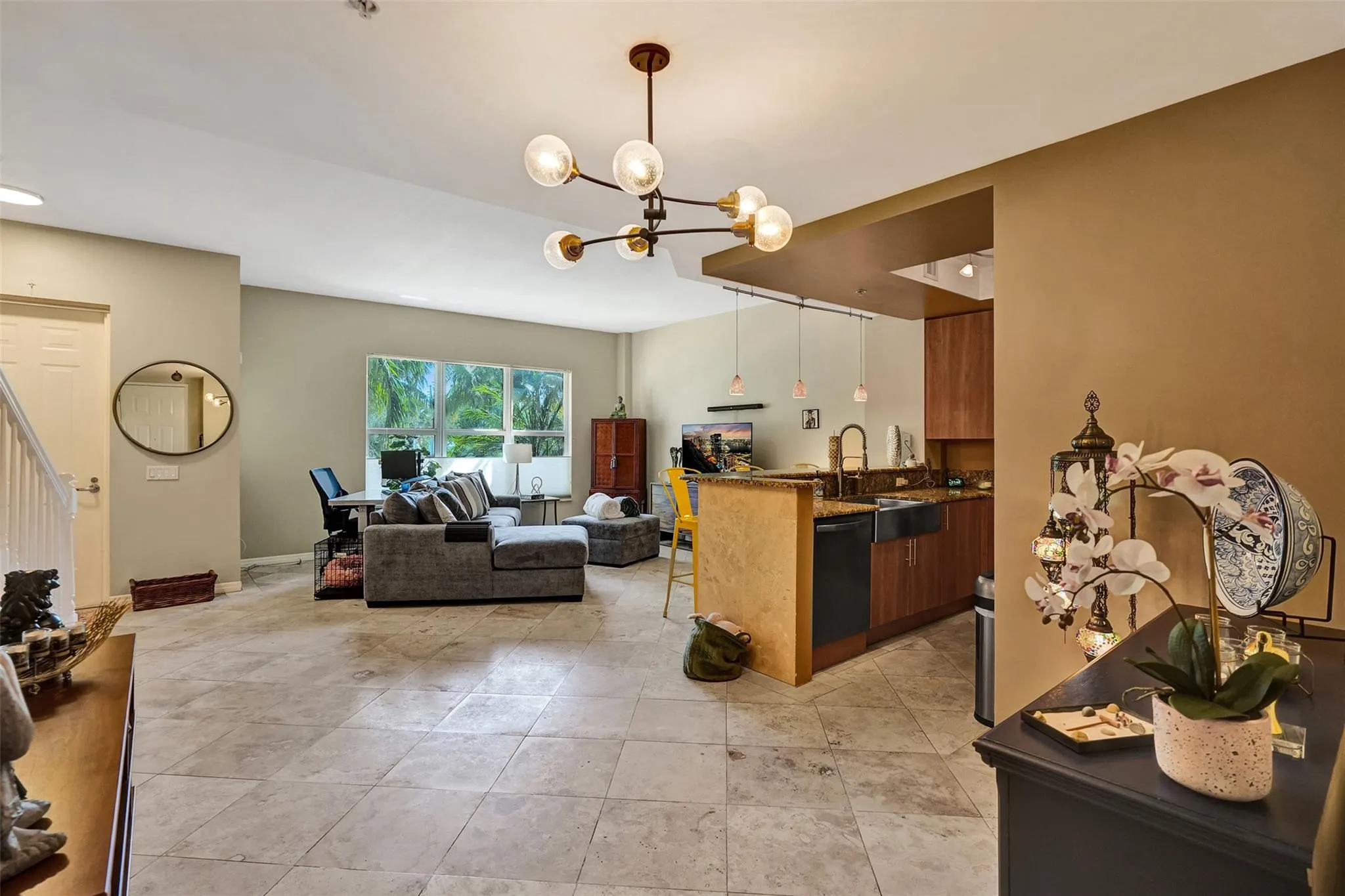 2601 NE 14th Ave, #104
