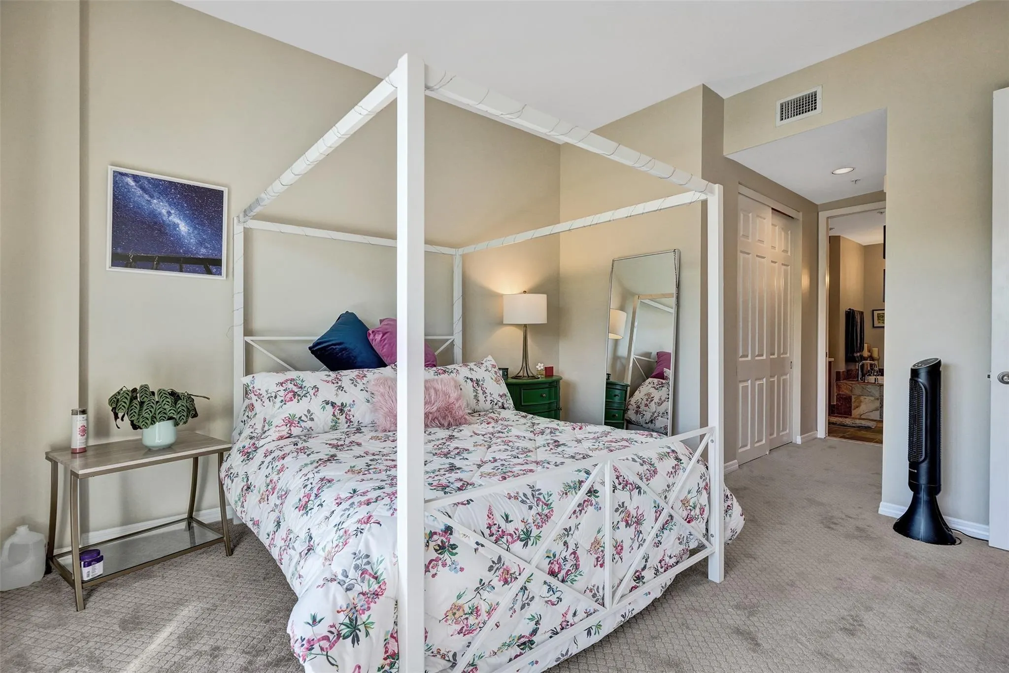 2601 NE 14th Ave, #104