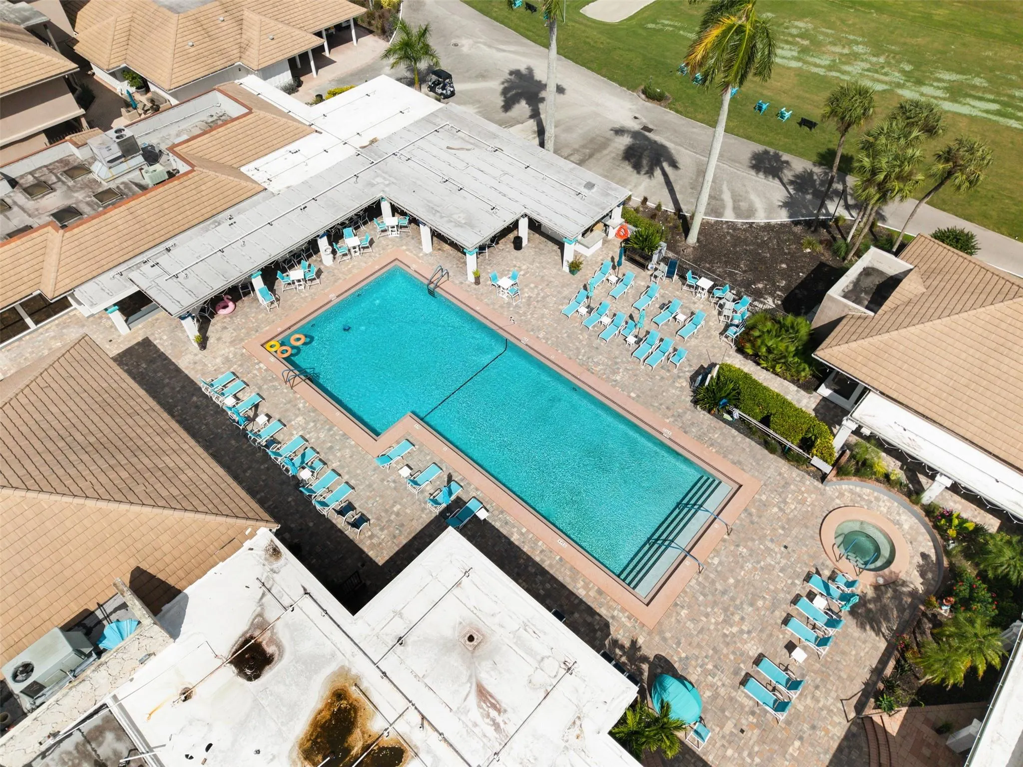 8569 Casa Del Lago