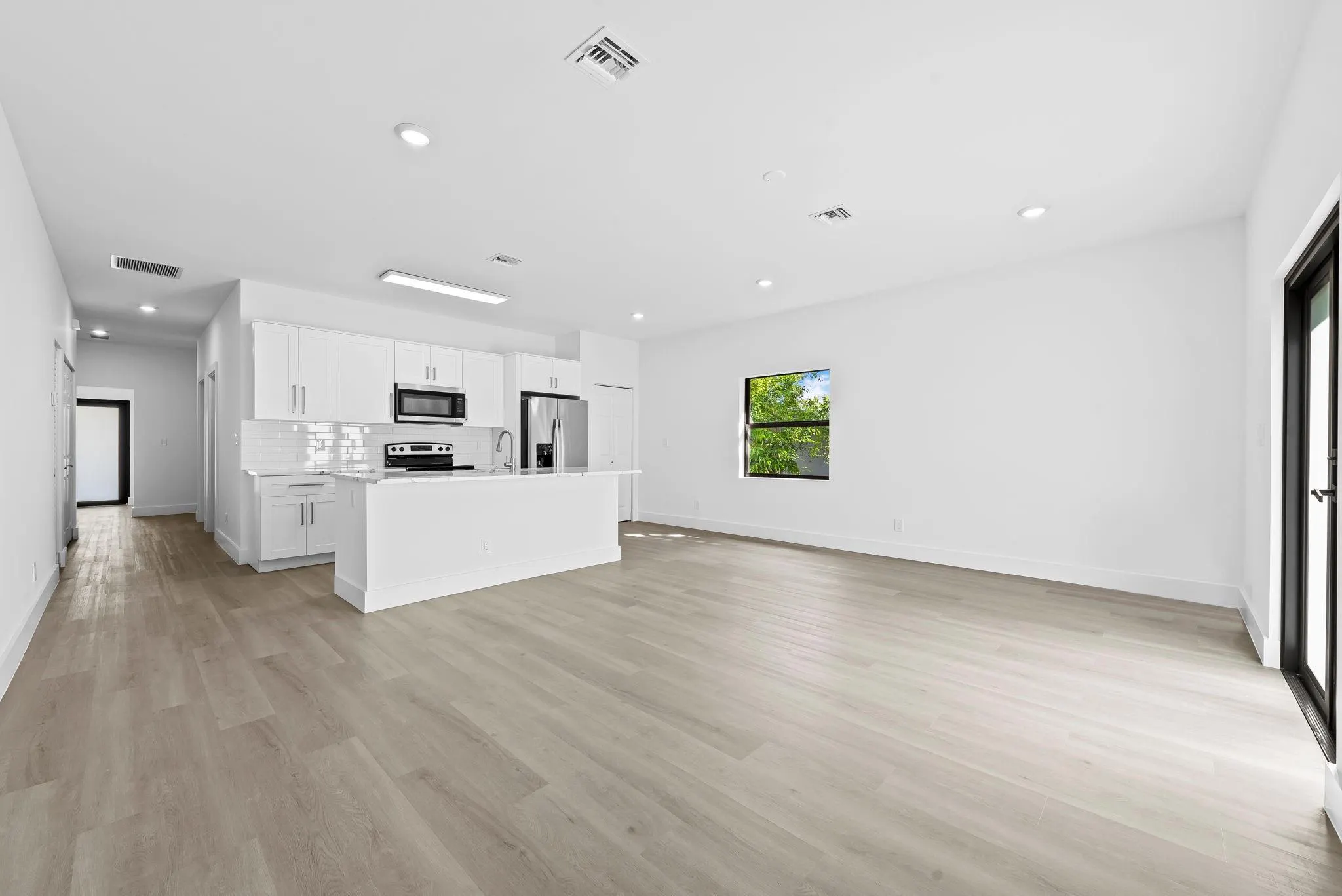2810 NW 7th Street
