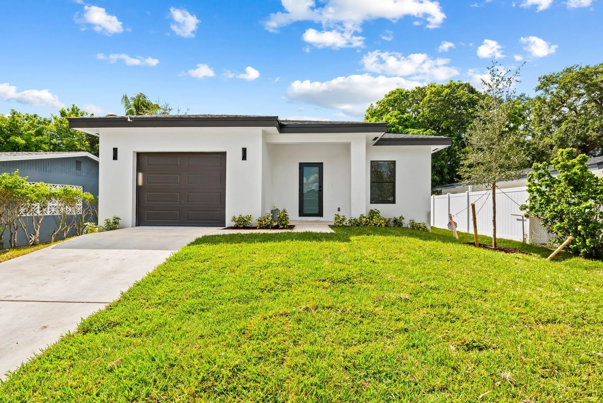 2810 NW 7th Street