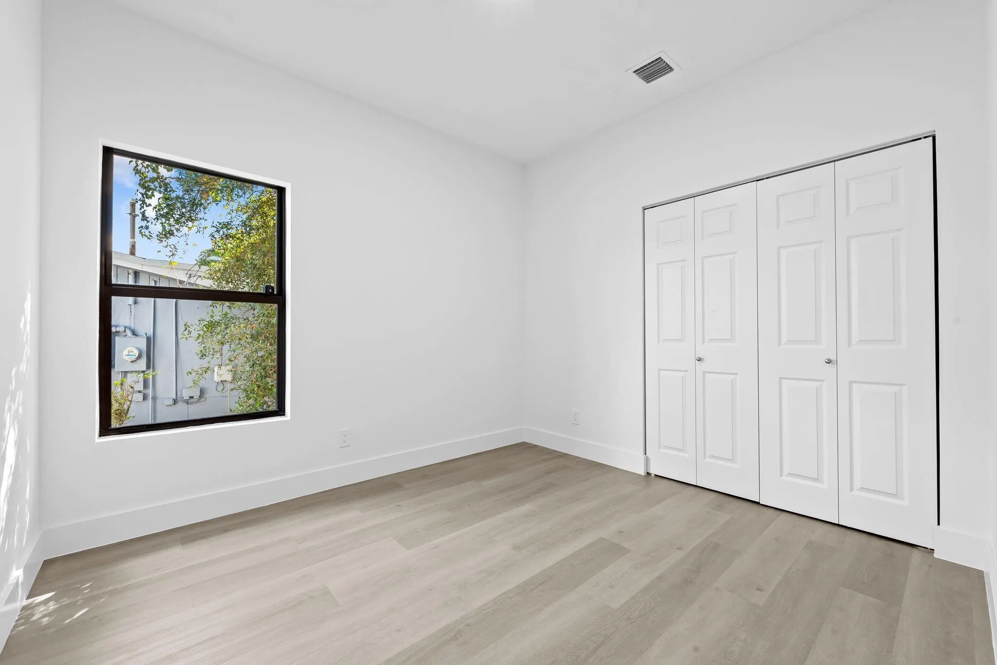 2810 NW 7th Street
