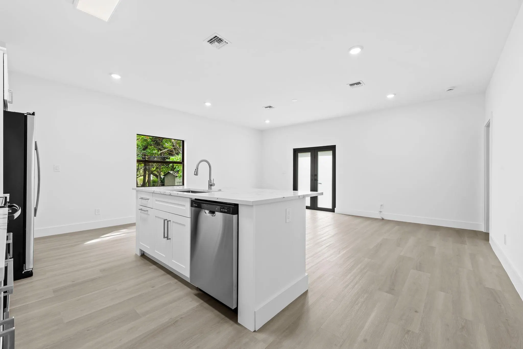 2810 NW 7th Street