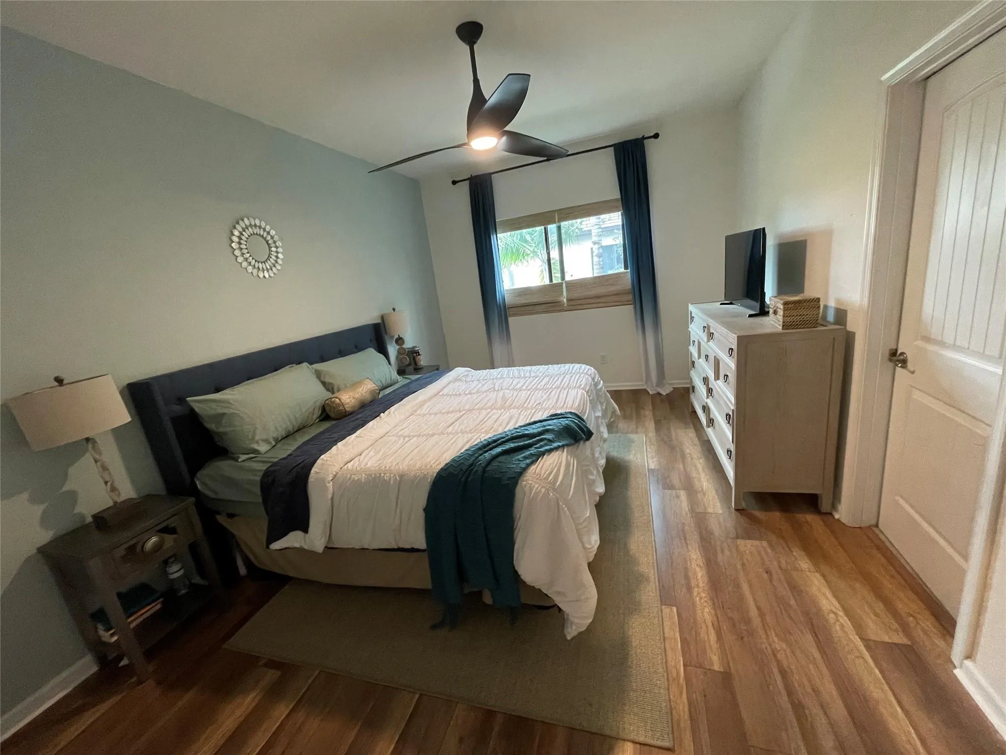 4214 N Dixie Hwy, #50
