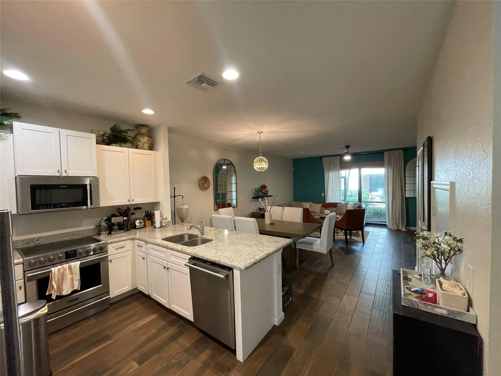 4214 N Dixie Hwy, #50