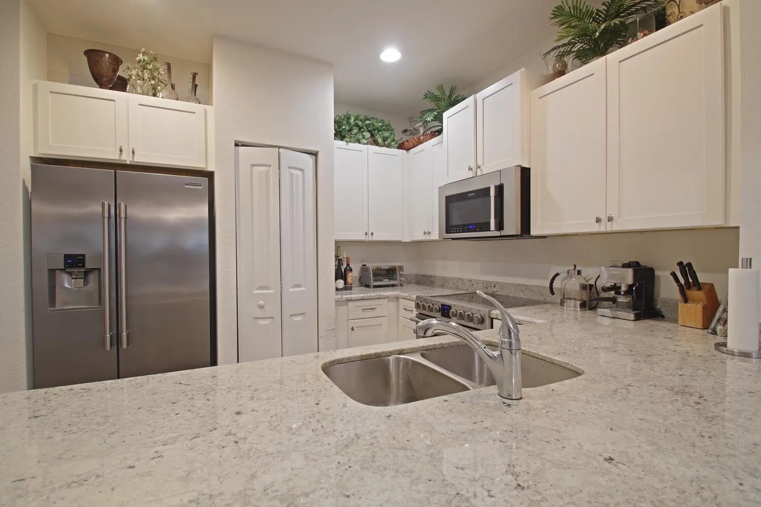 4214 N Dixie Hwy, #50