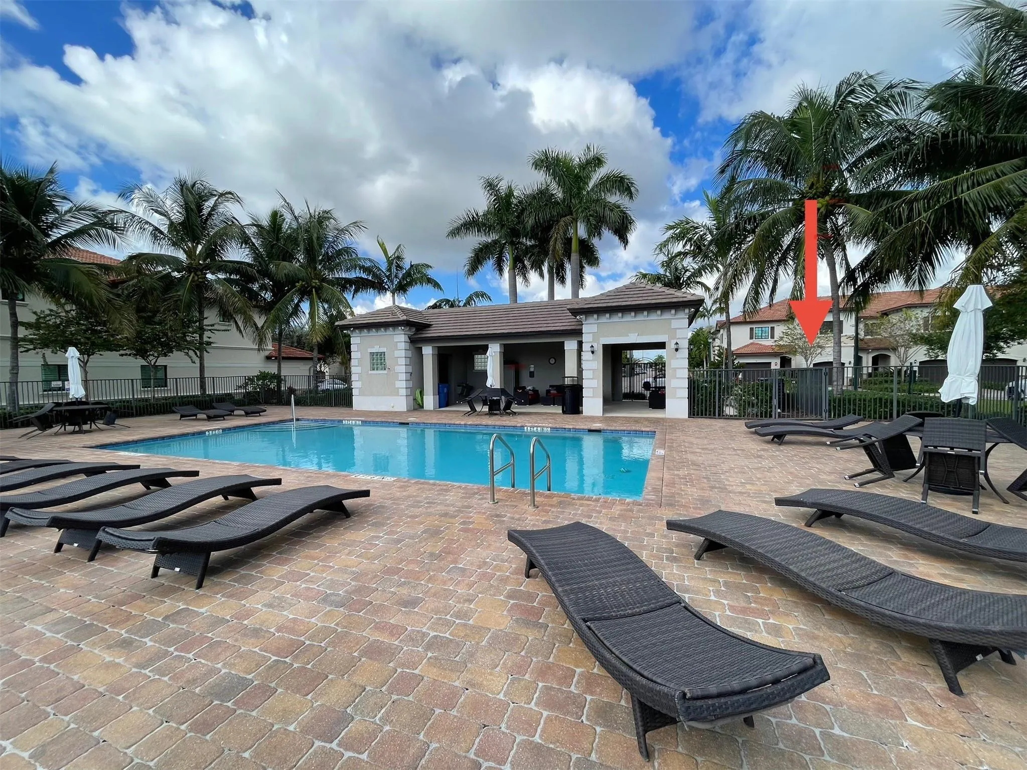 4214 N Dixie Hwy, #50