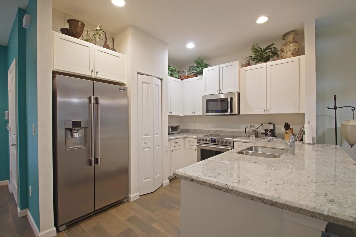 4214 N Dixie Hwy, #50