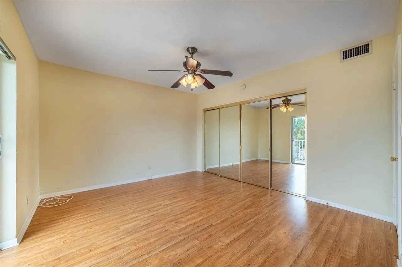 2424 NE 9th St, #310