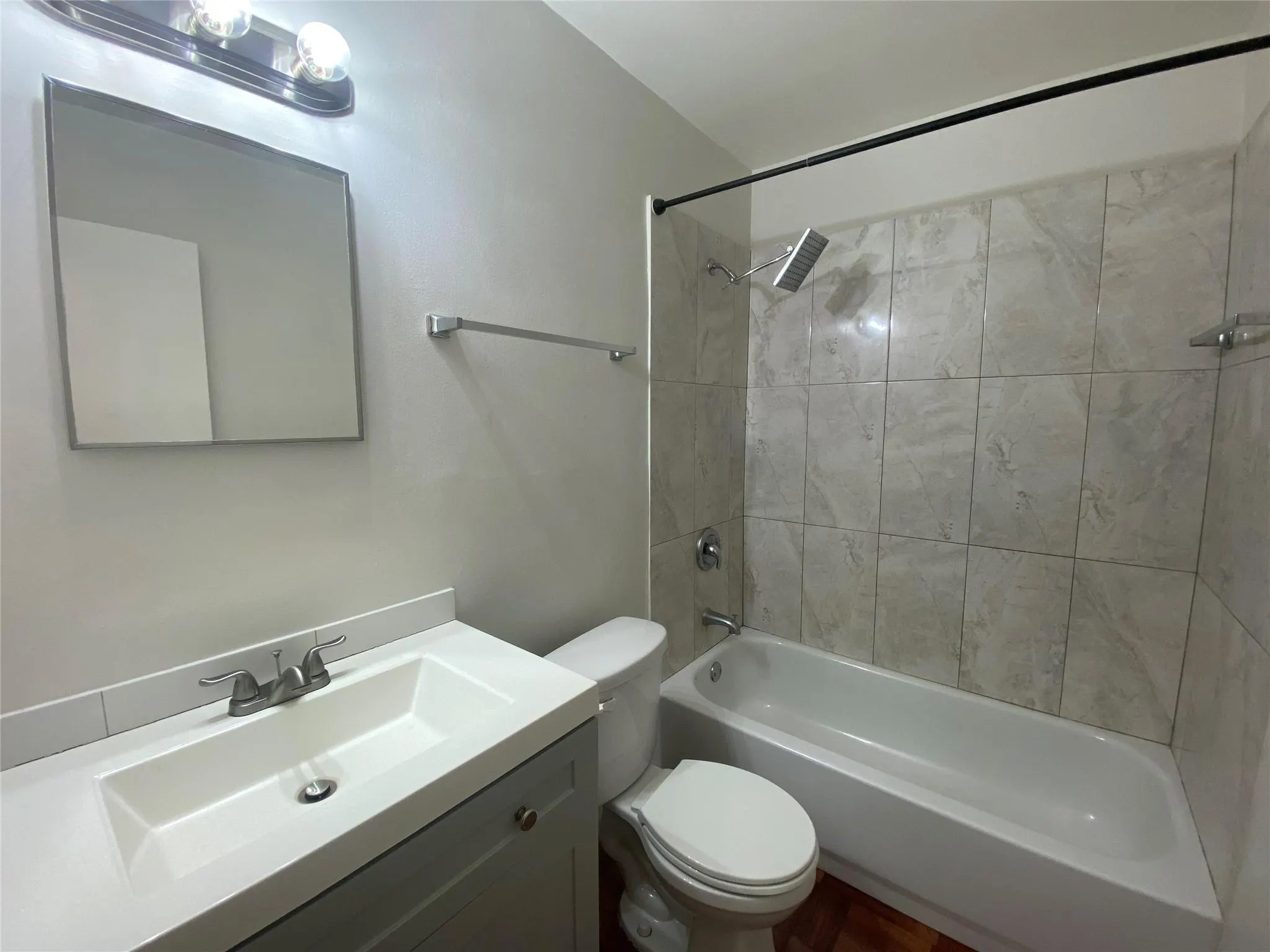 11380 NW 39th St, #3