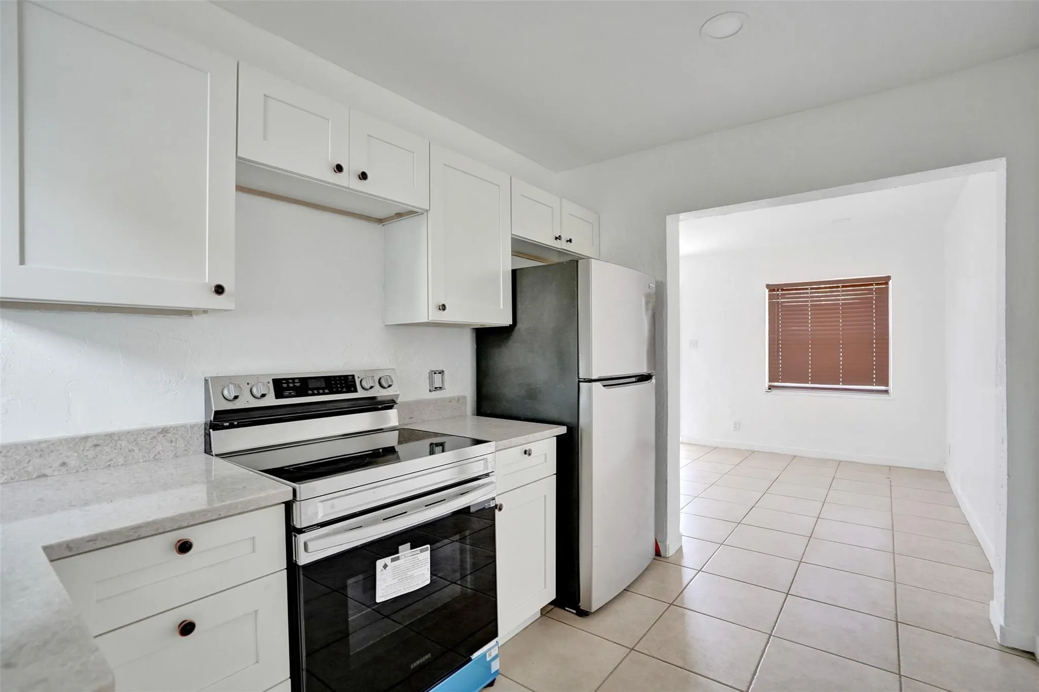 306 NE 13th Ave