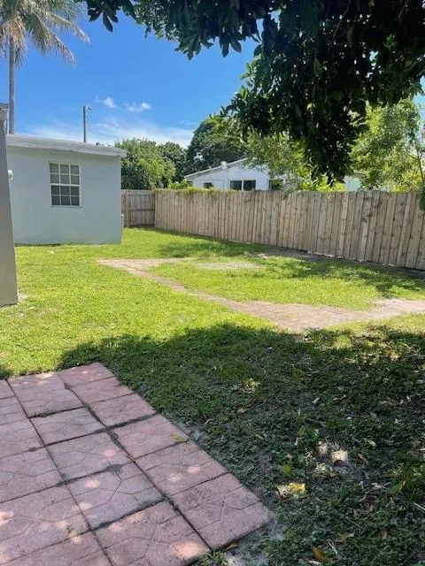 3610 SW 46TH AVE