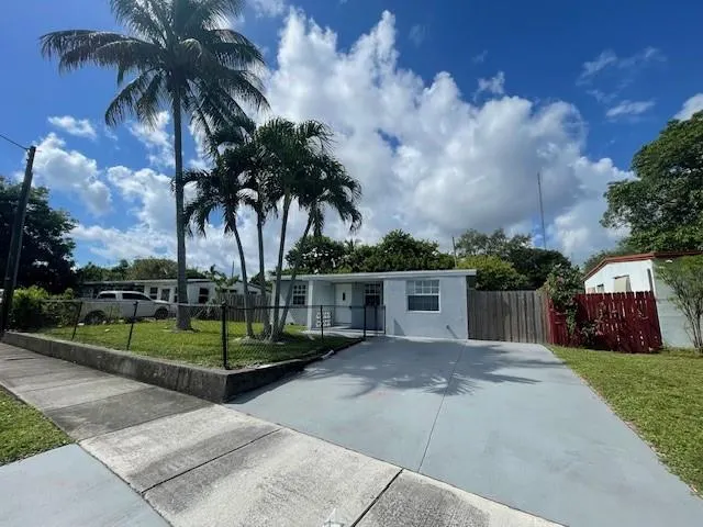 3610 SW 46TH AVE