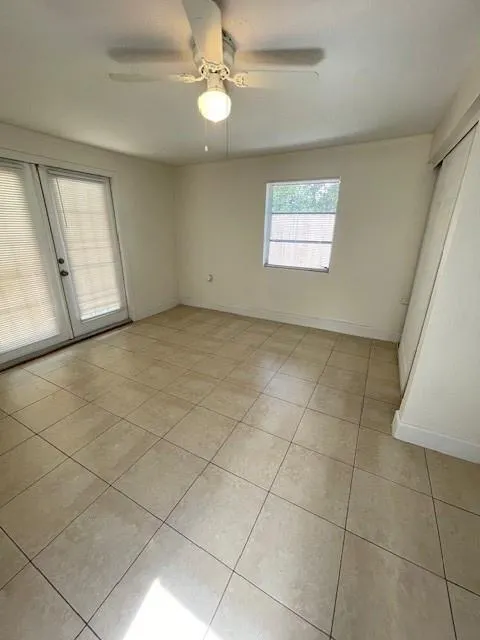 3610 SW 46TH AVE